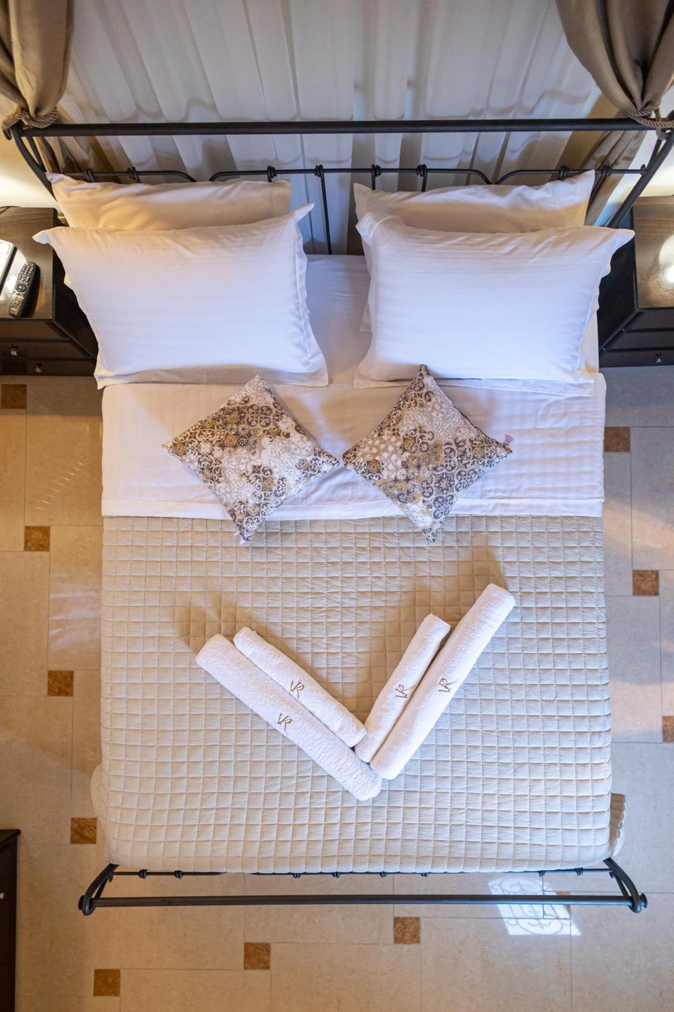 Reale - Art Luxury Villa Μύτικας Εξωτερικό φωτογραφία
